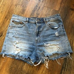Lucky Brand high waisted “Lucky Pins” shorts